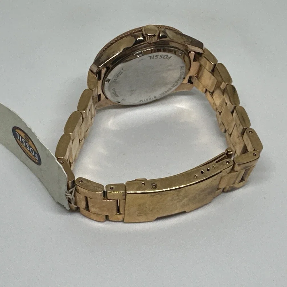 Fossil Cecile AM4540 Womens Gold Stainless Steel Quartz Chronograph Watch HME577